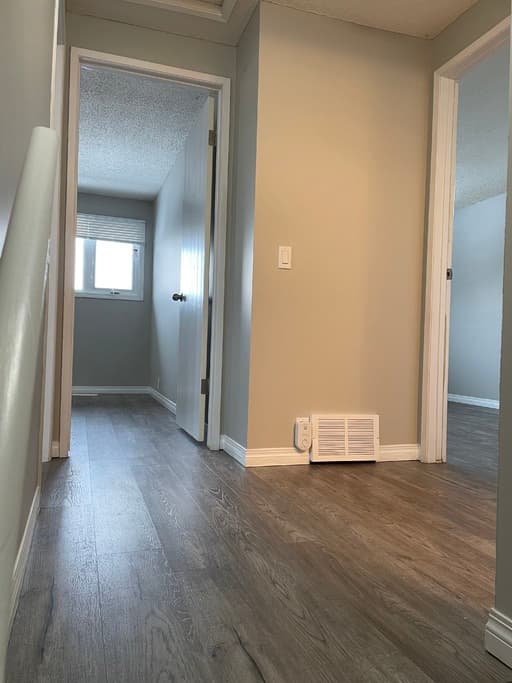 >>> BIG Kitchen * FRESH Paint * LVP Floors * Fully-Upgraded 3-Bedroom Home >>> COME SEE! <<<