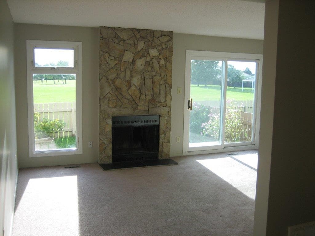 SUPERIOR North-East Edmonton Townhome ~ Location & View